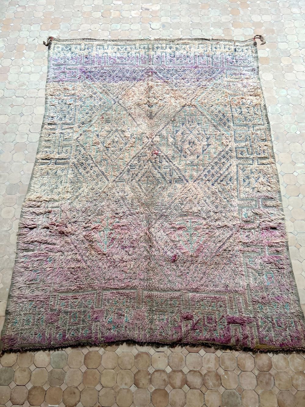 Moroccan Vintage Zayane Rug 280x180cm