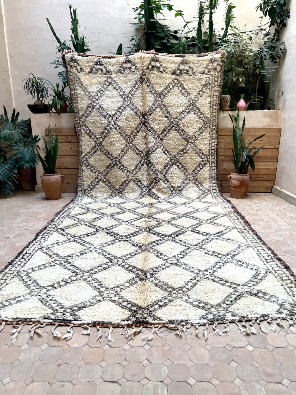 Marokkolainen vintage Beni Ouarain matto 430x200cm