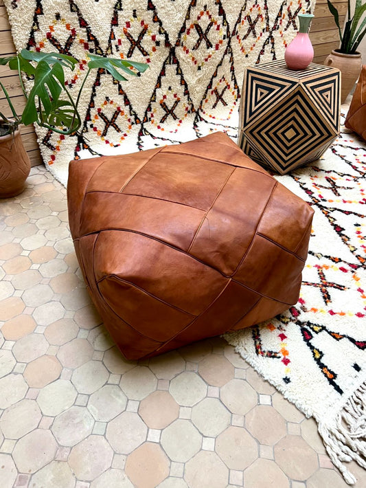 Leather Pouf Tuohi