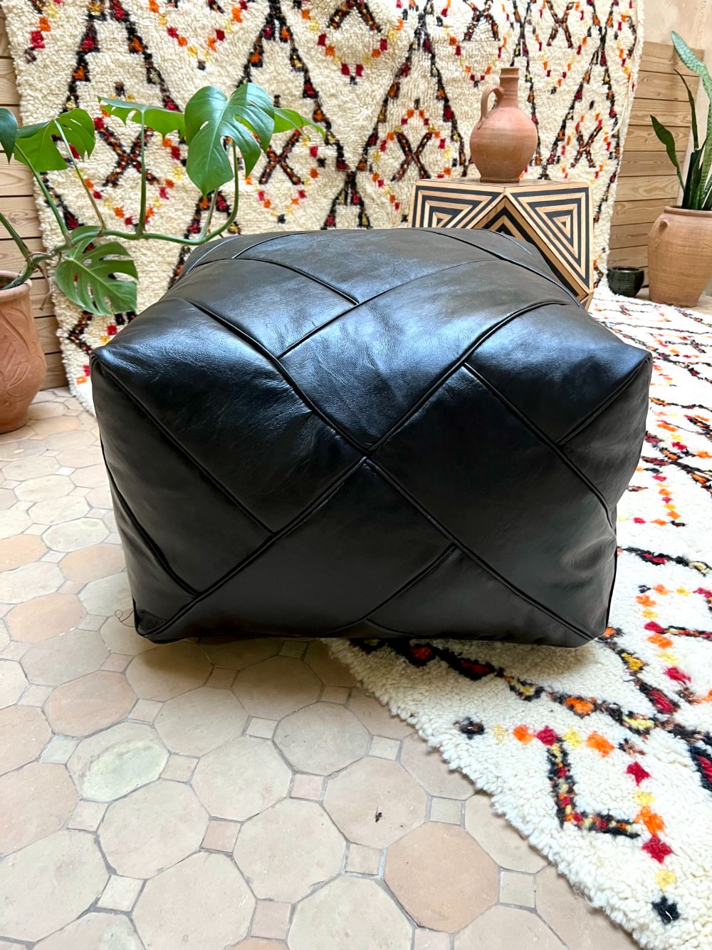Reserved Valtteri : Leather Pouf Tuohi