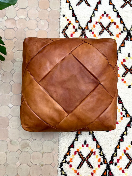 Leather Pouf Tuohi