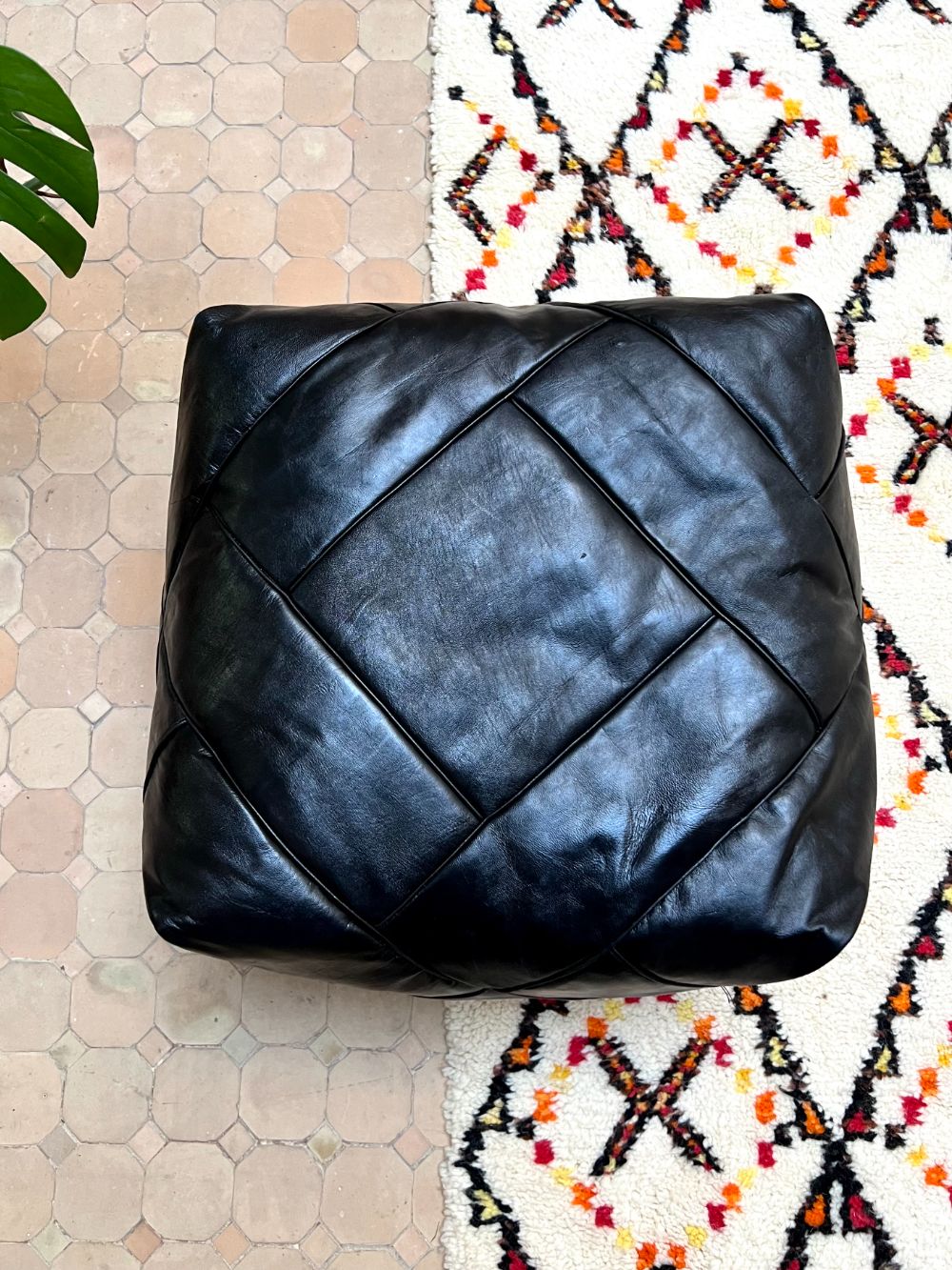Reserved Valtteri : Leather Pouf Tuohi