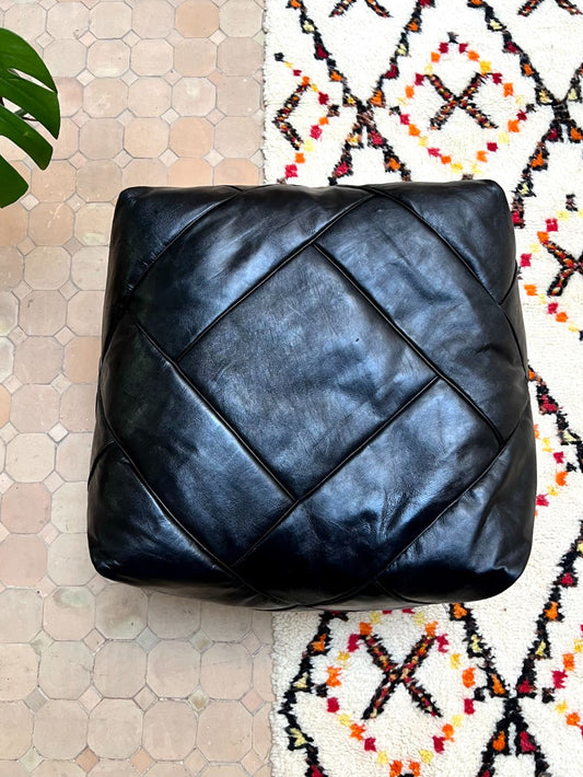 Leather Pouf Tuohi