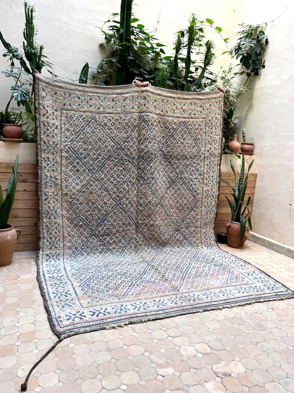 Moroccan Vintage Zayane Rug 300x210cm