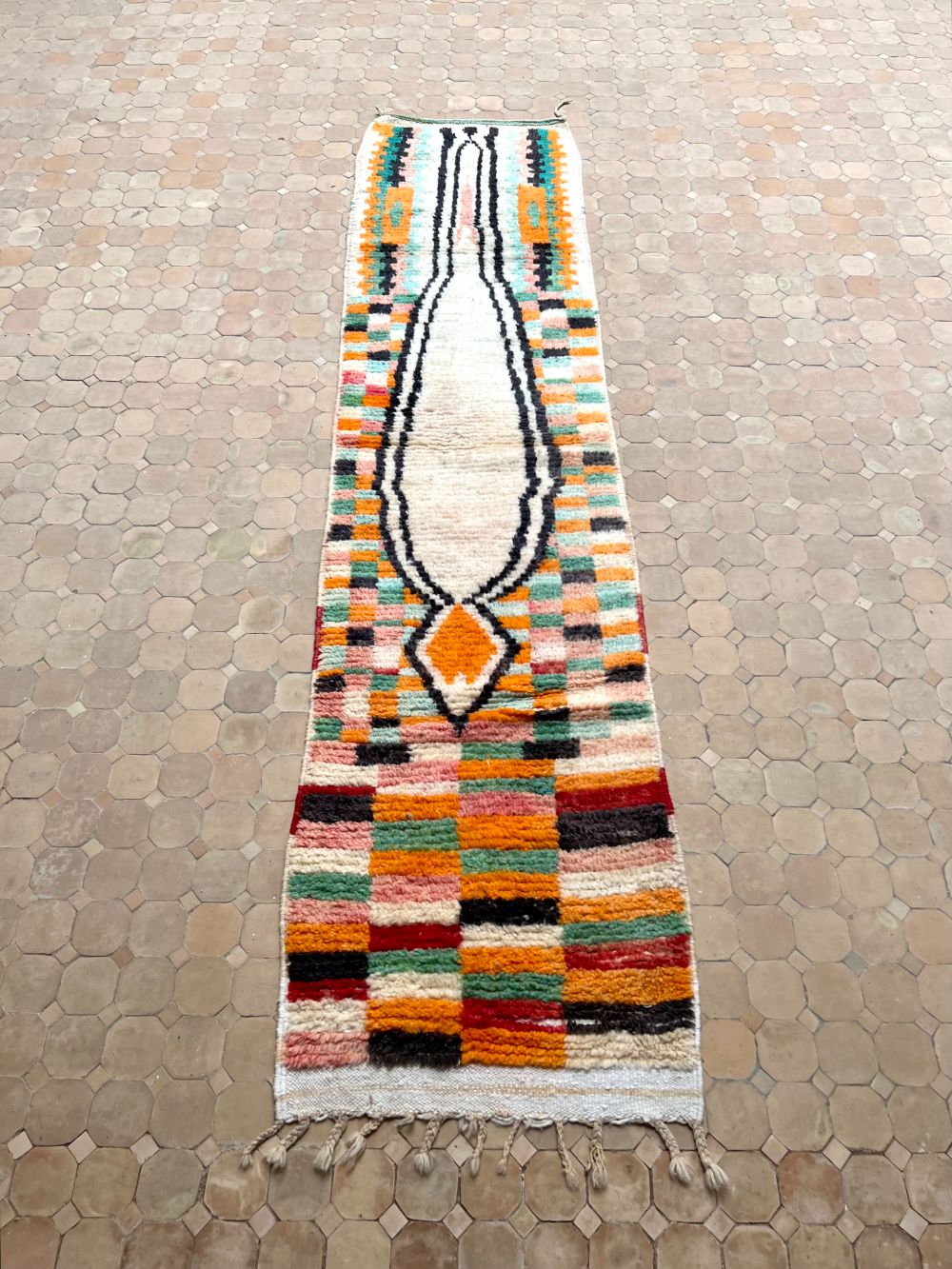 Marokkolainen käytävämatto Boujaad 305x70cm