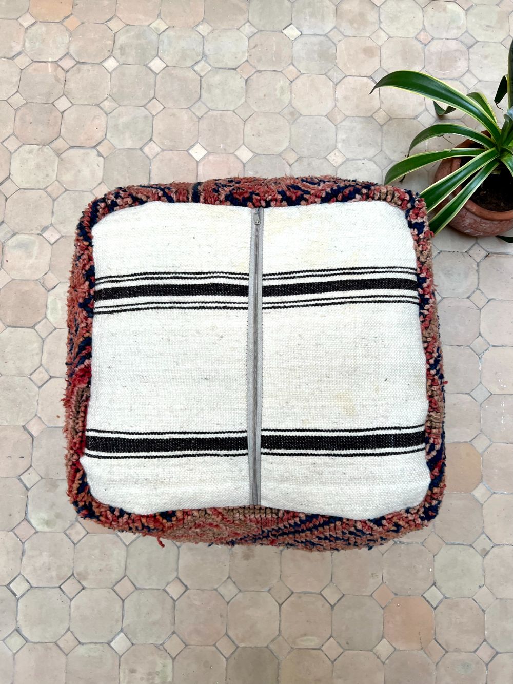 Moroccan Vintage Pouf