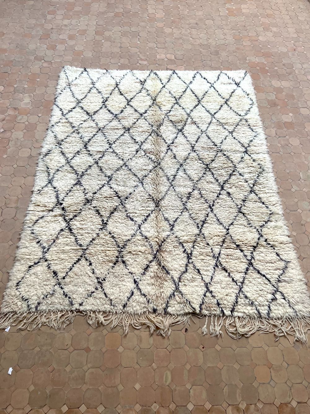 Marokkolainen vintage Beni Ouarain matto 240x190cm