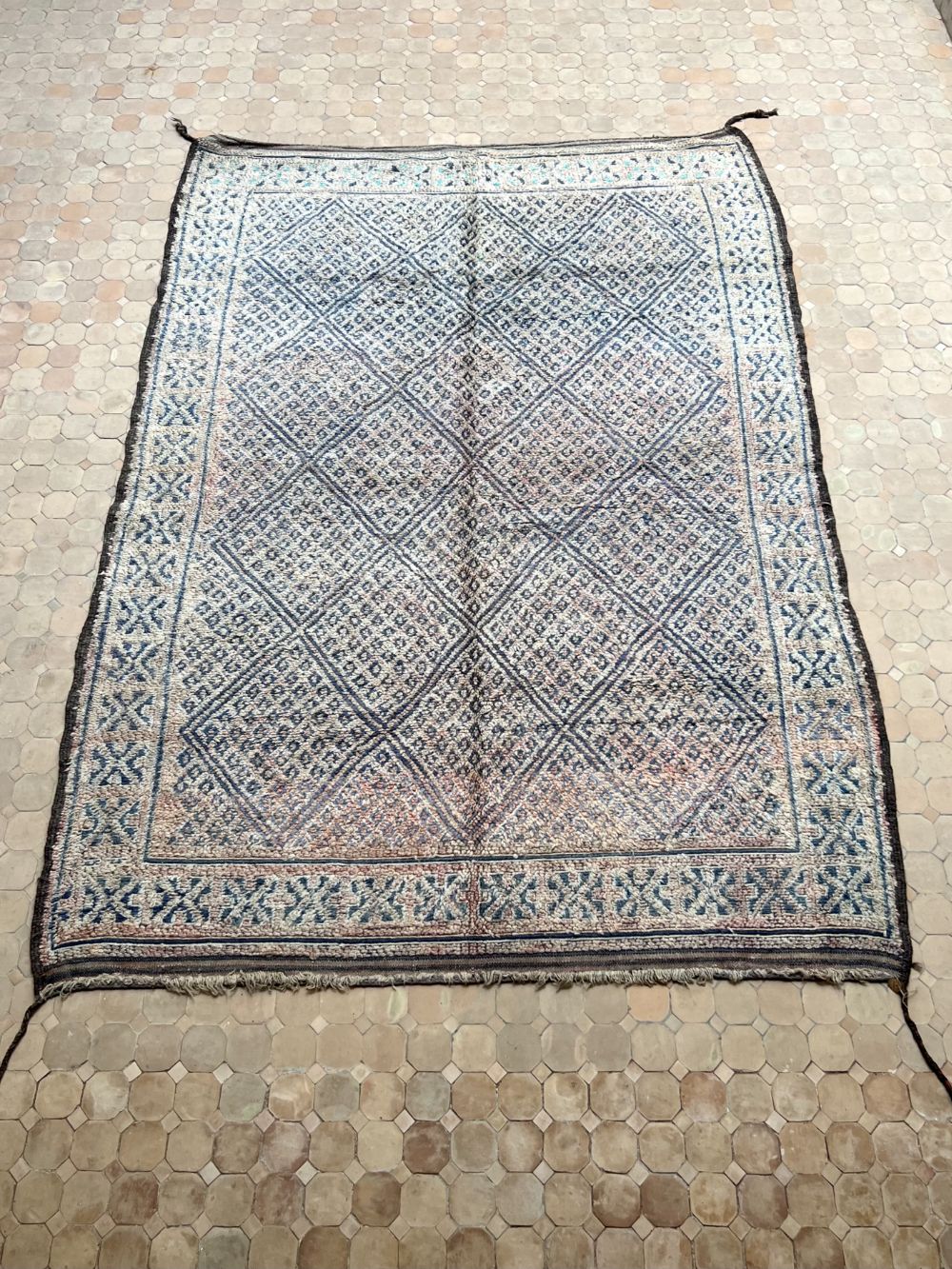 Moroccan Vintage Zayane Rug 300x210cm