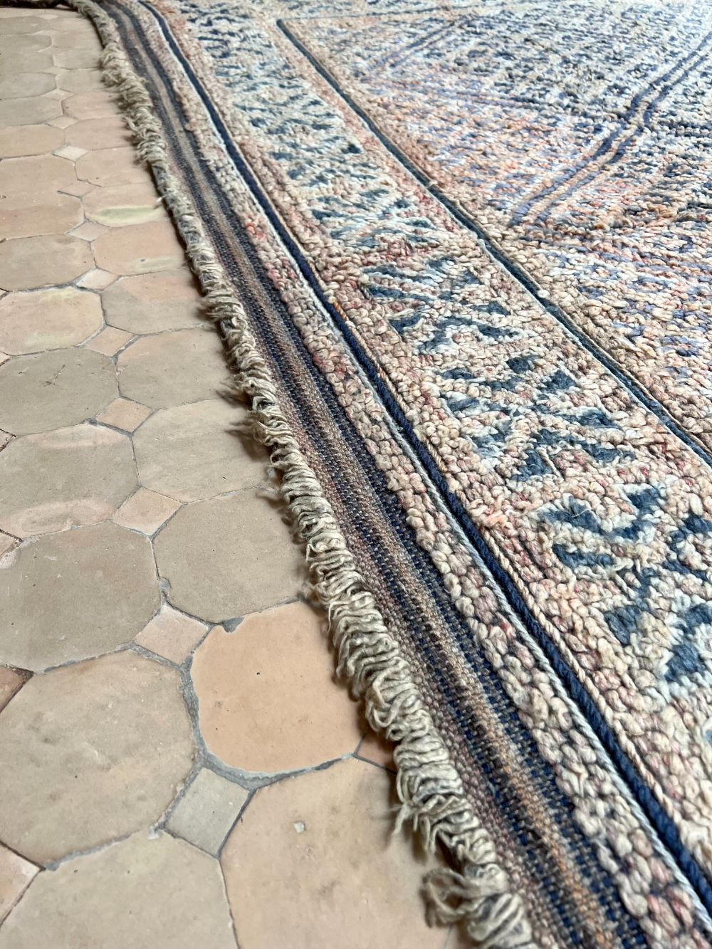 Moroccan Vintage Zayane Rug 300x210cm