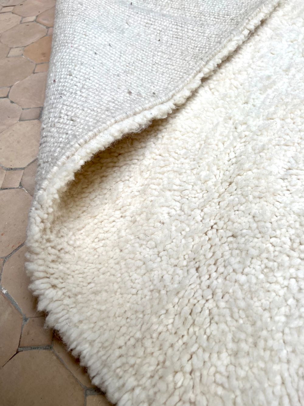 Moroccan All White Rug 340x260cm