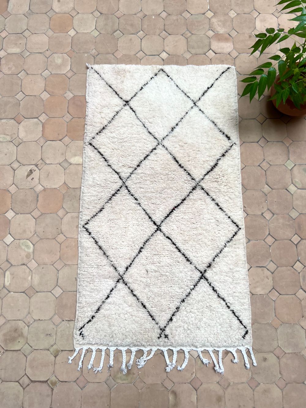 Moroccan Diamond Rug 110x60cm