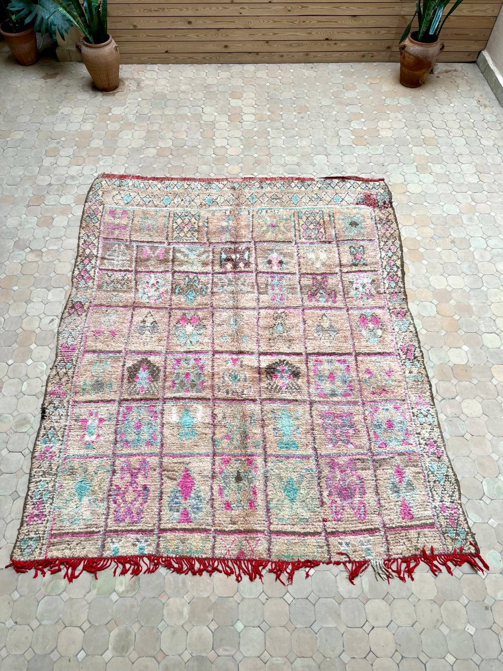 Marokkolainen vintage Boujaad matto 240x190cm