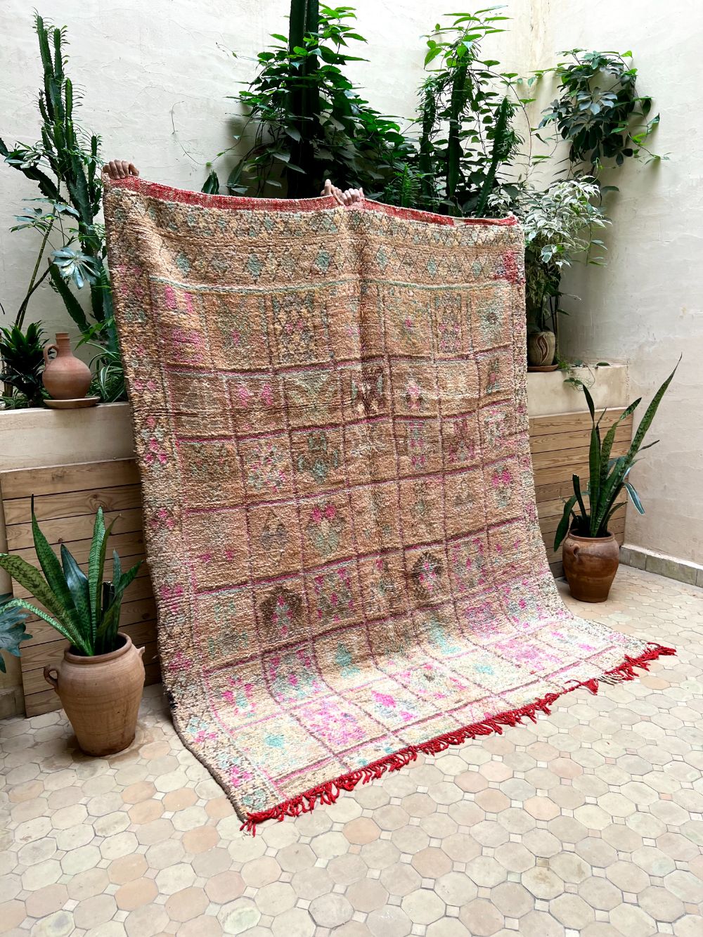 Marokkolainen vintage Boujaad matto 240x190cm