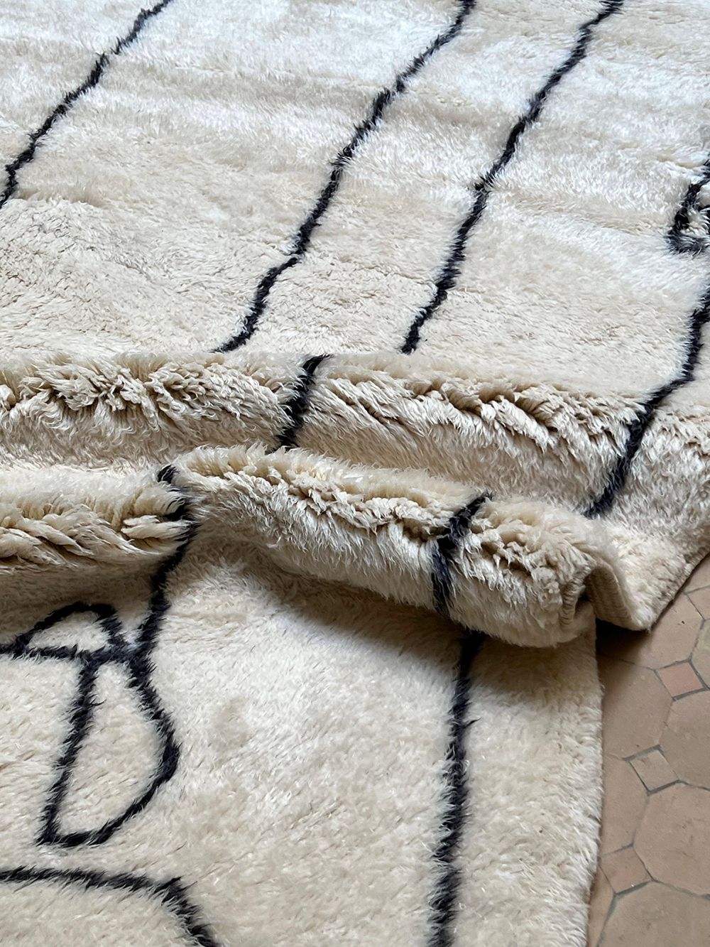 Moroccan Mrirt Rug 295x265cm