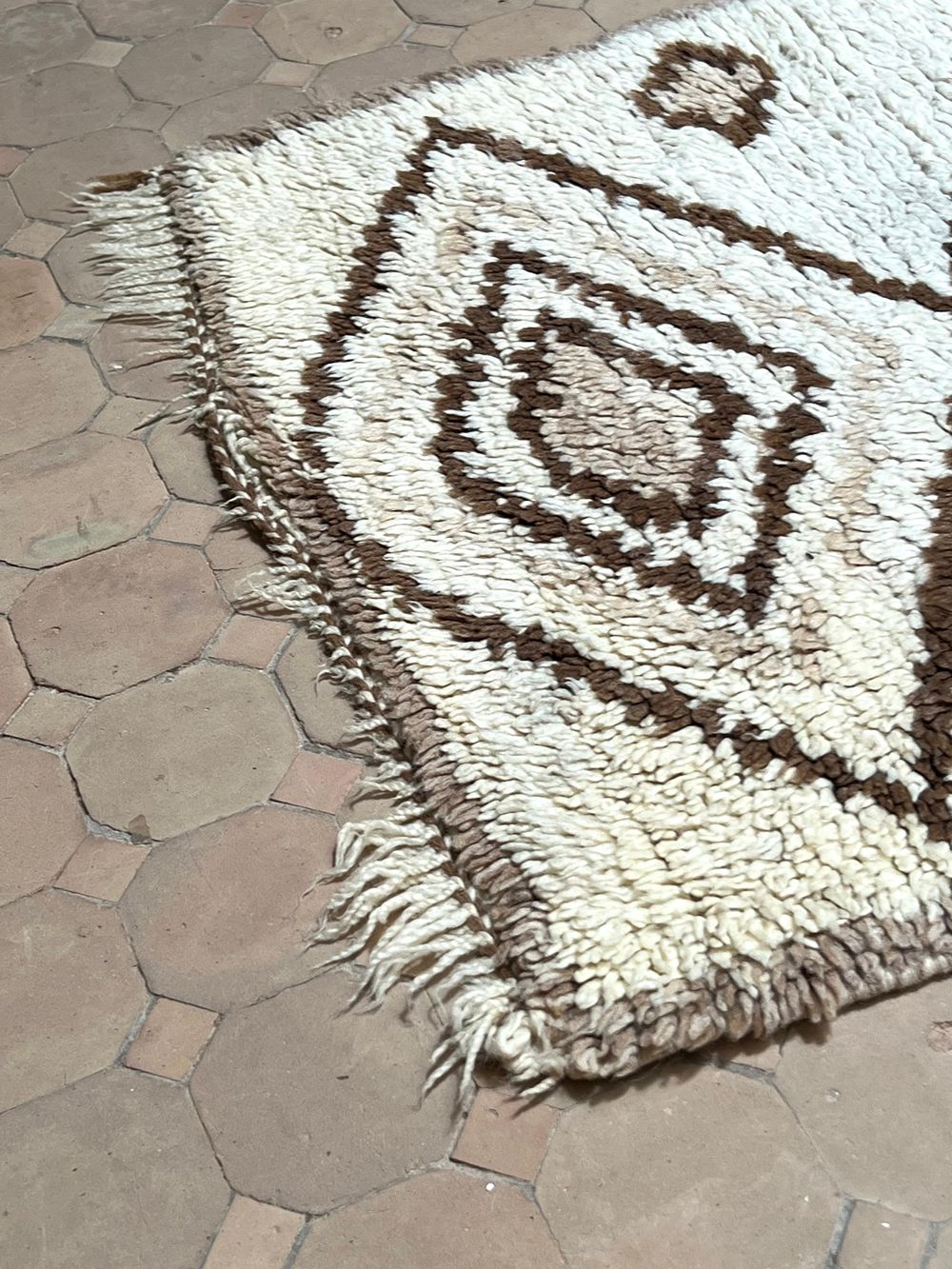 Marokkolainen vintage Azilal-matto 205x80cm