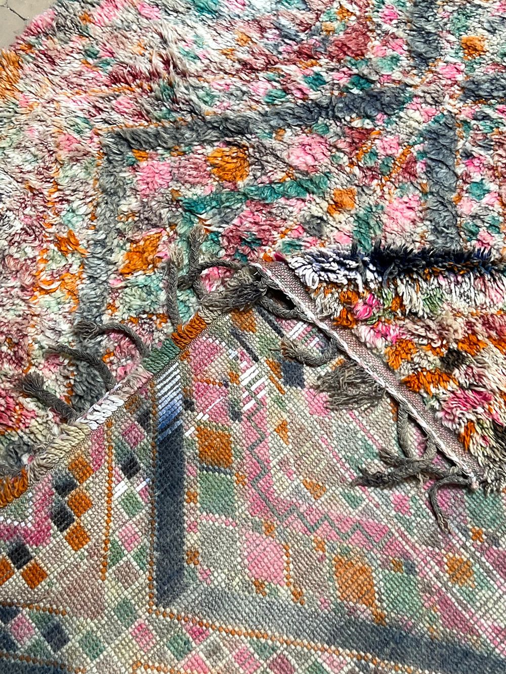Marokkolainen vintage Beni M'Guild matto 400x215cm