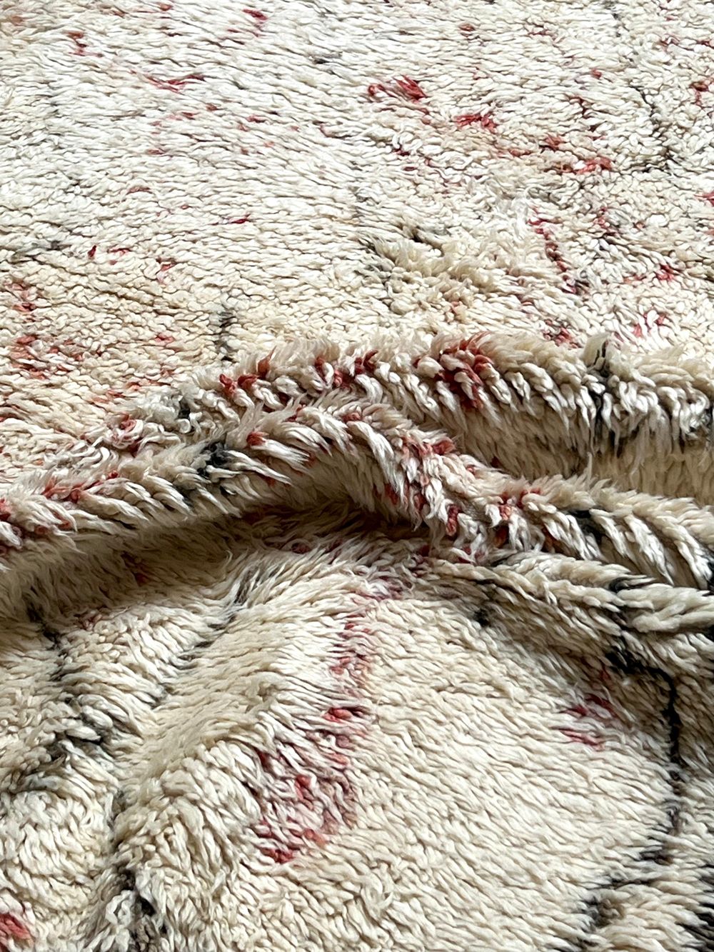Moroccan Vintage Beni Ouarain Rug 315x205cm