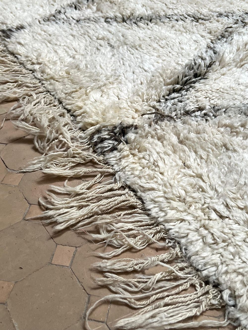 Marokkolainen vintage Beni Ouarain matto 330x210cm