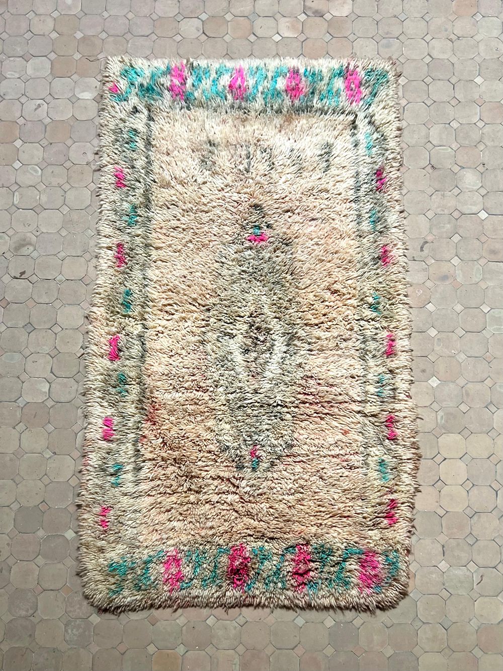 Moroccan Vintage Boujaad Rug 215x110cm
