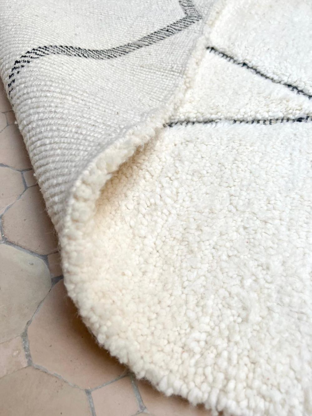 Moroccan Diamond Rug 235x170cm