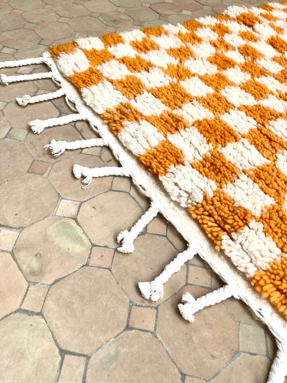Marokkolainen ruudullinen matto 150x105cm