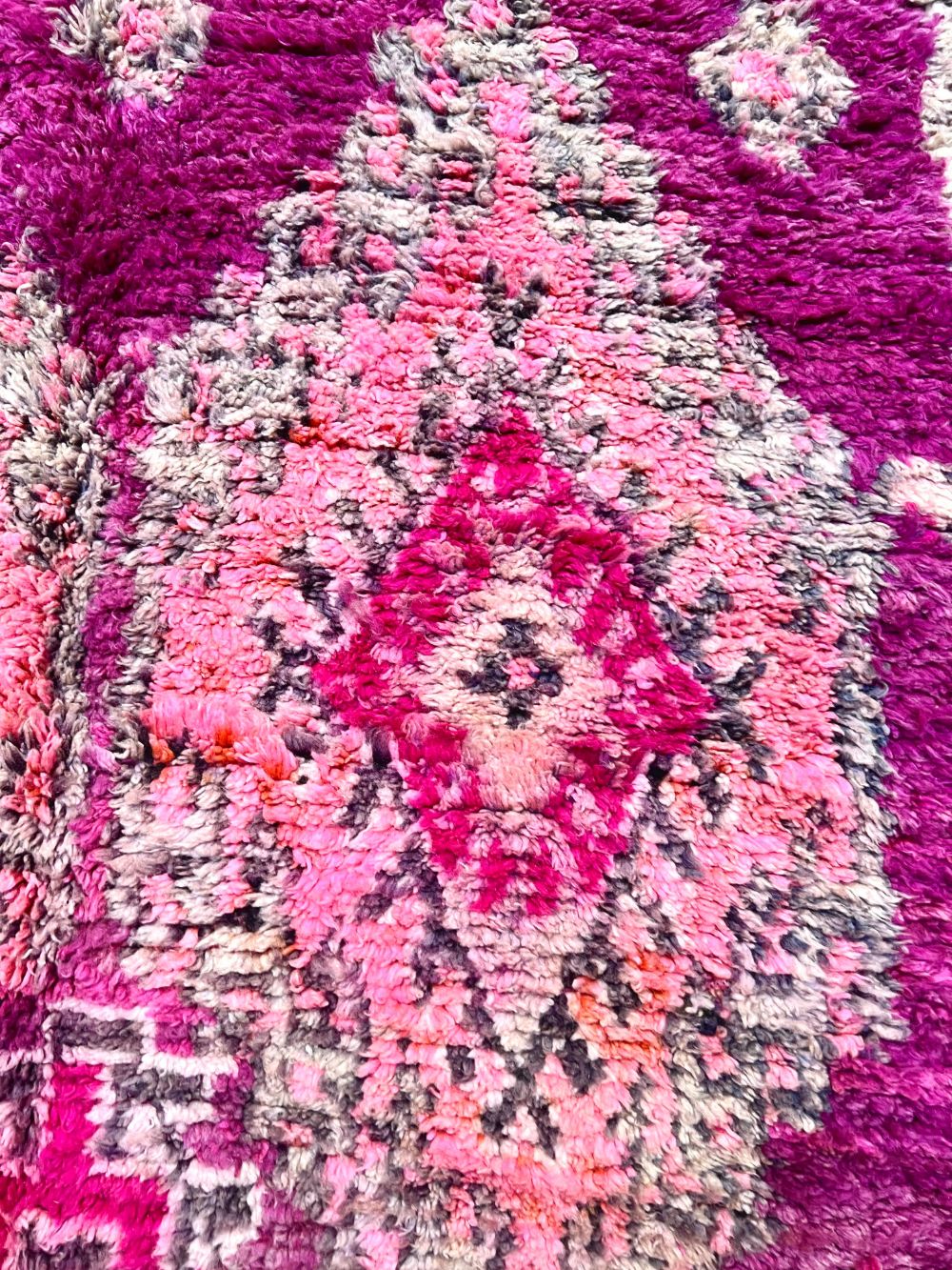 Moroccan Vintage Boujaad Rug 335x175cm