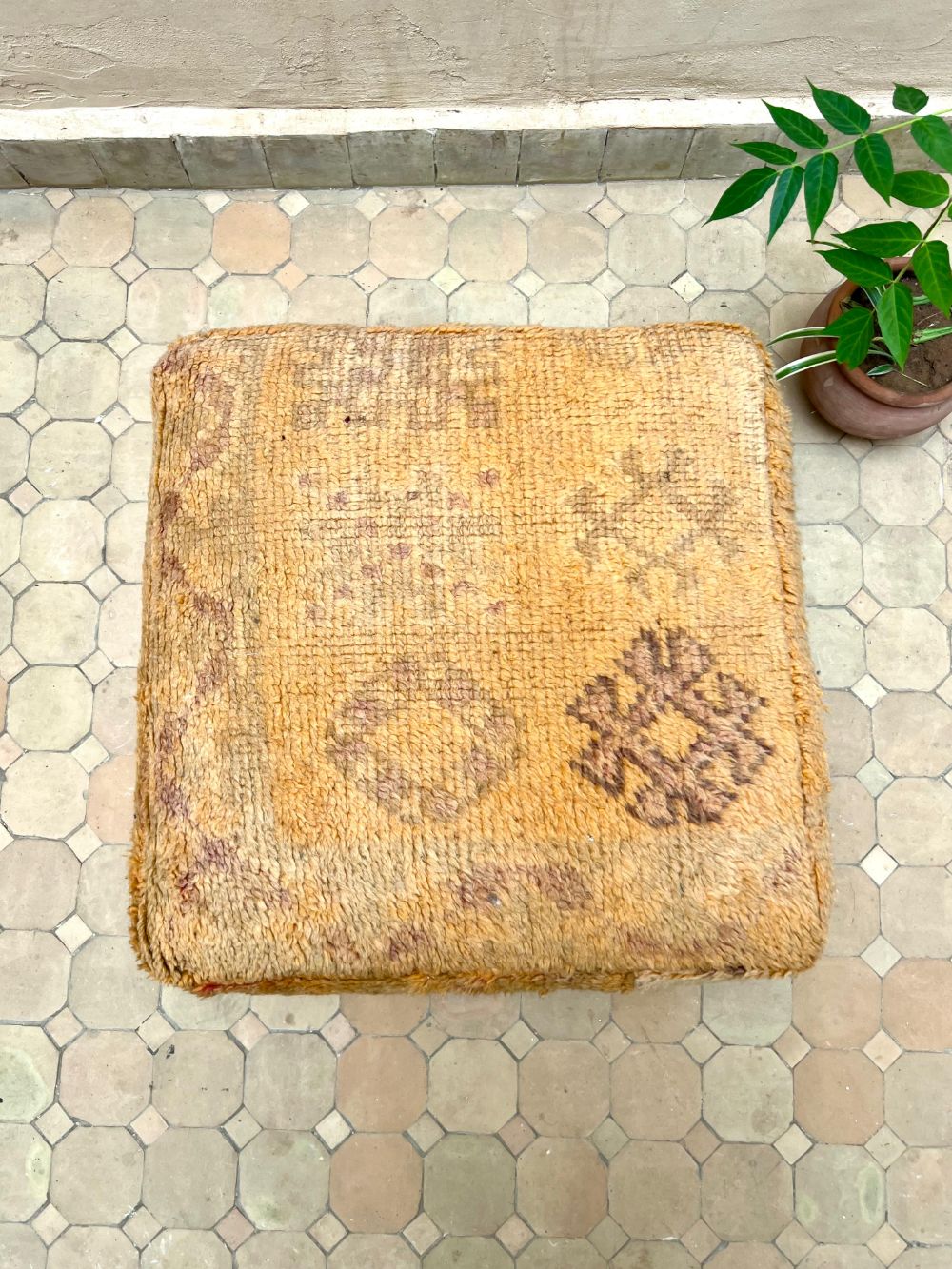 Marokkolainen vintage pouf