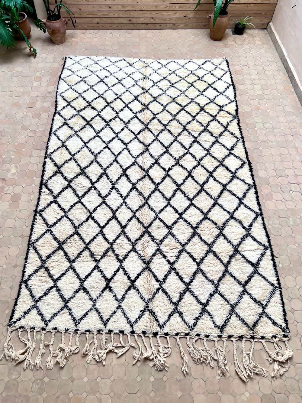 Moroccan Vintage Beni Ouarain Rug 360x215cm
