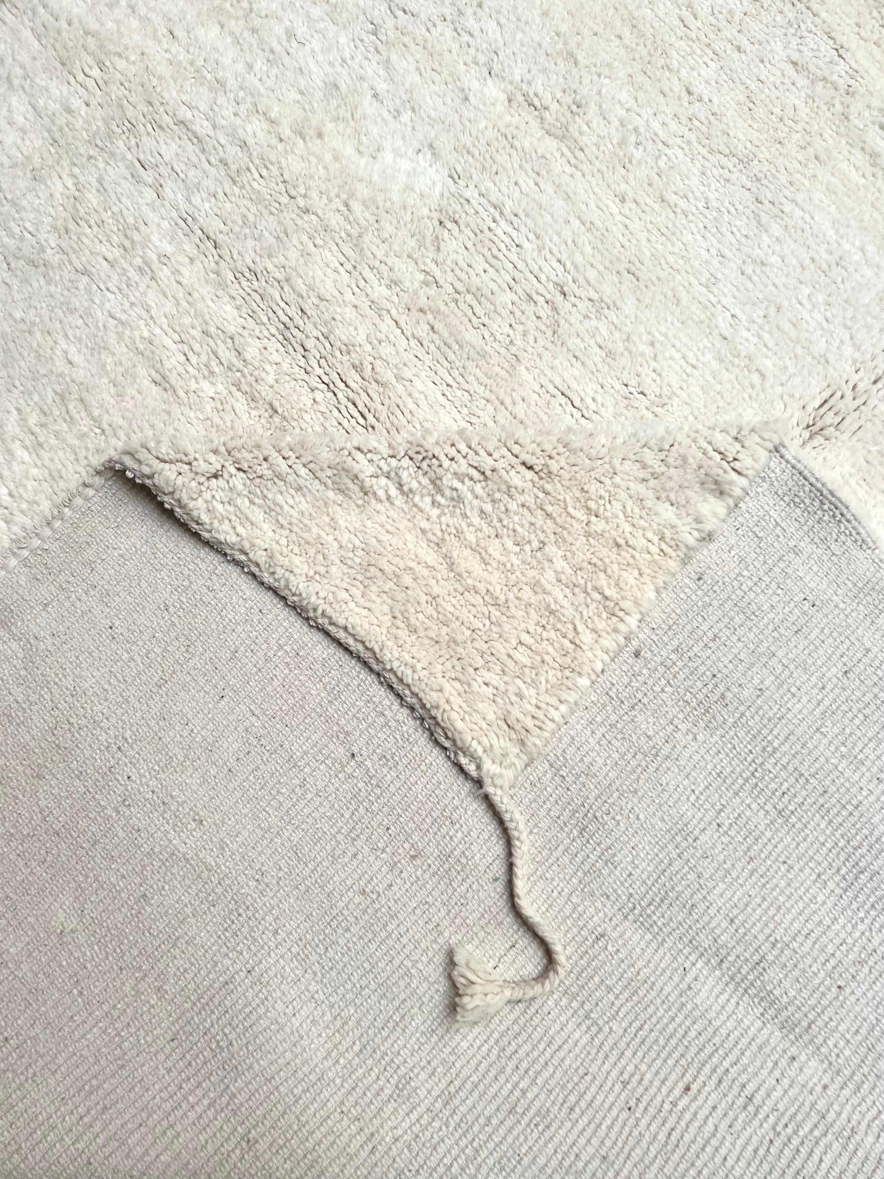 Moroccan All White Rug 280x235cm
