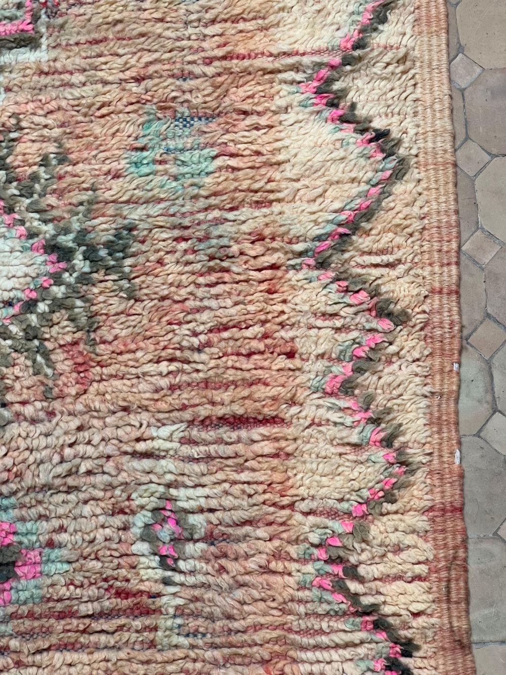 Moroccan Vintage Boujaad Rug 260x180cm
