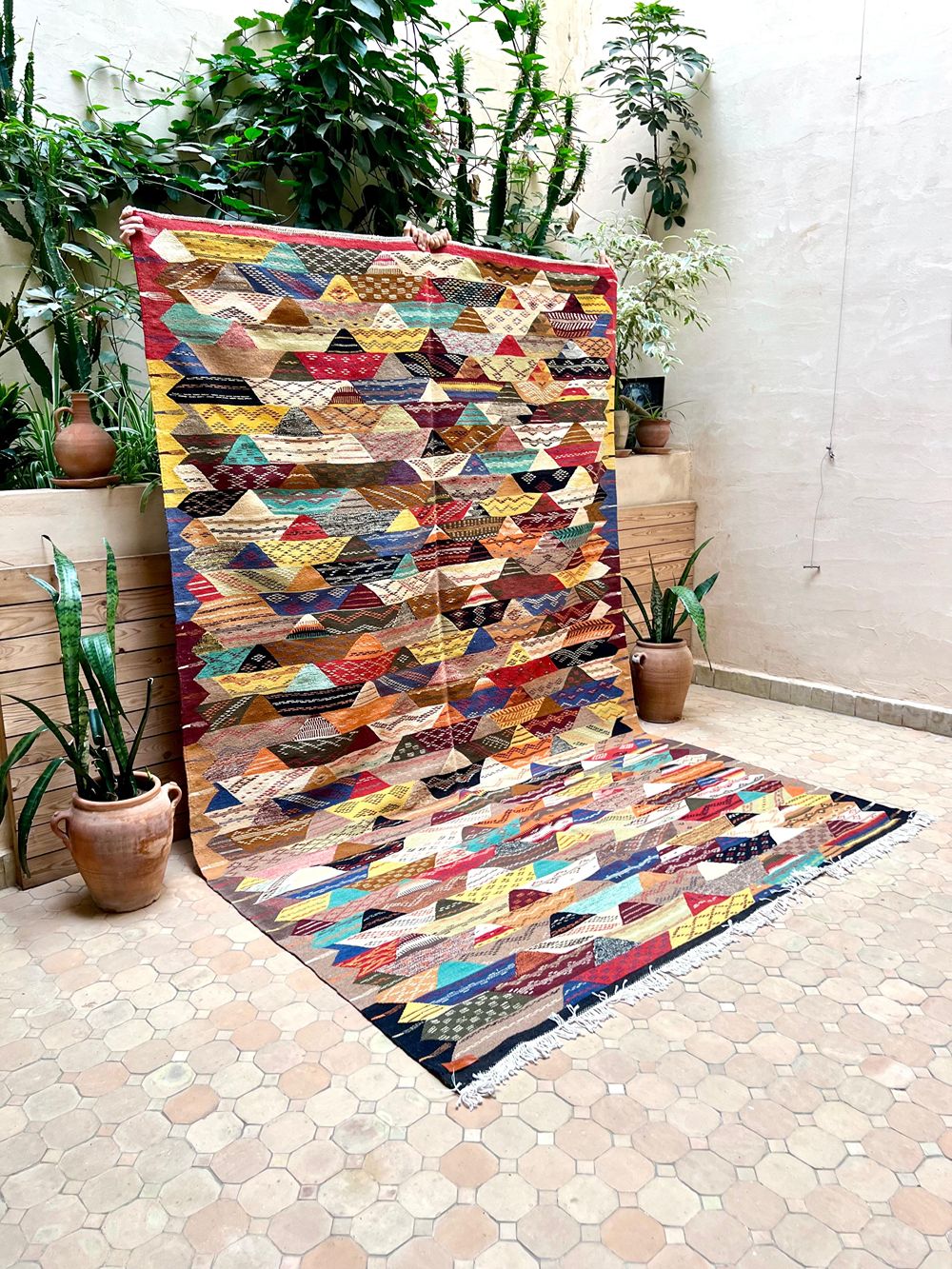 Marokkolainen nukaton matto 305x195cm