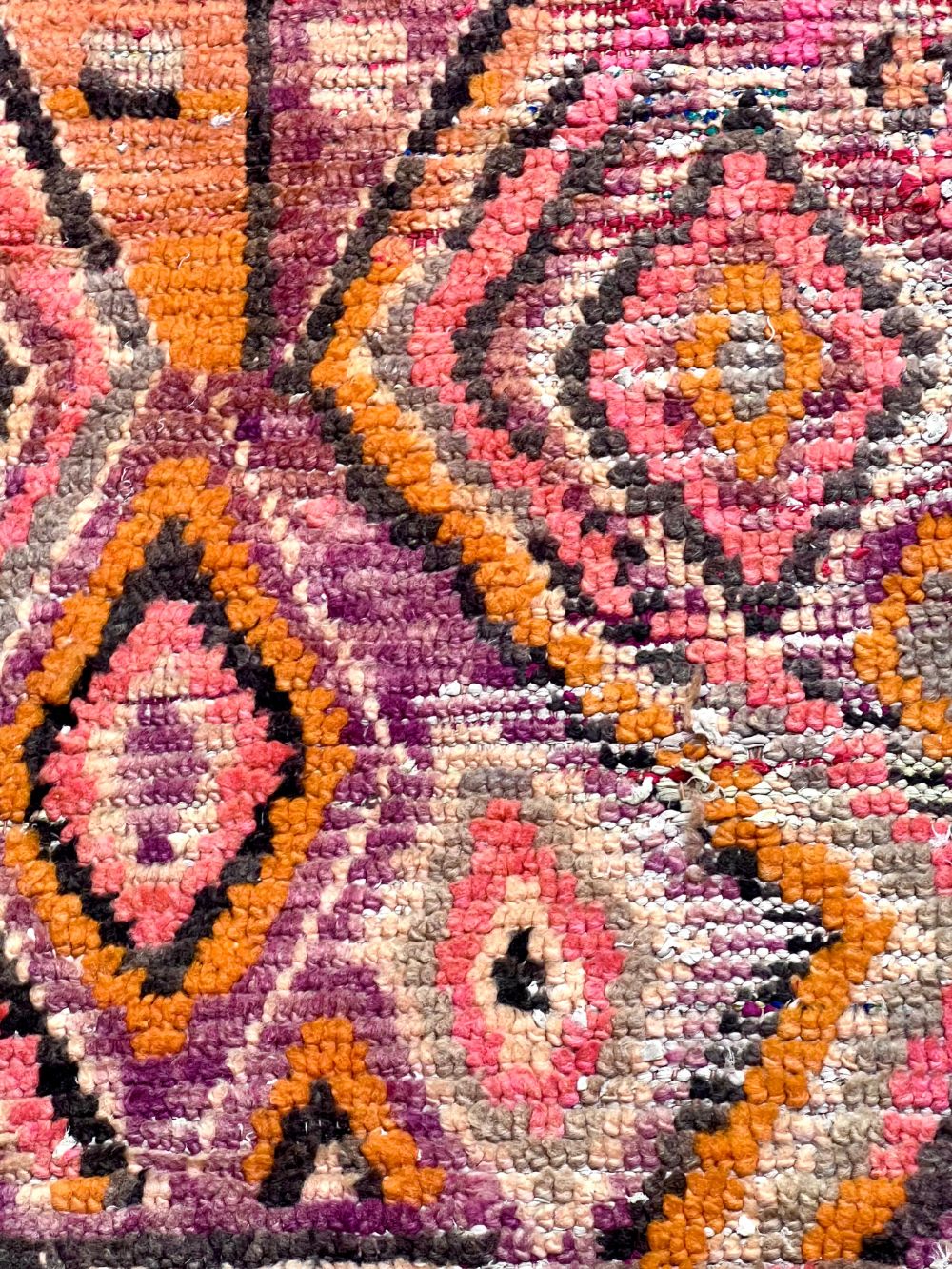 Moroccan Vintage Boujaad Rug 245x160cm