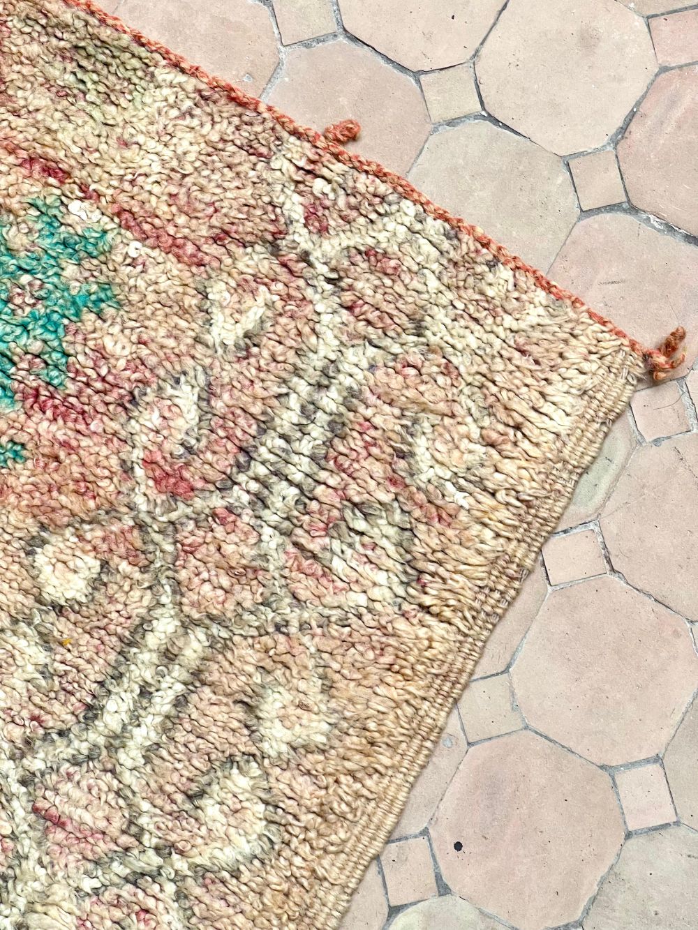 Moroccan Vintage Boujaad Rug 180x195cm