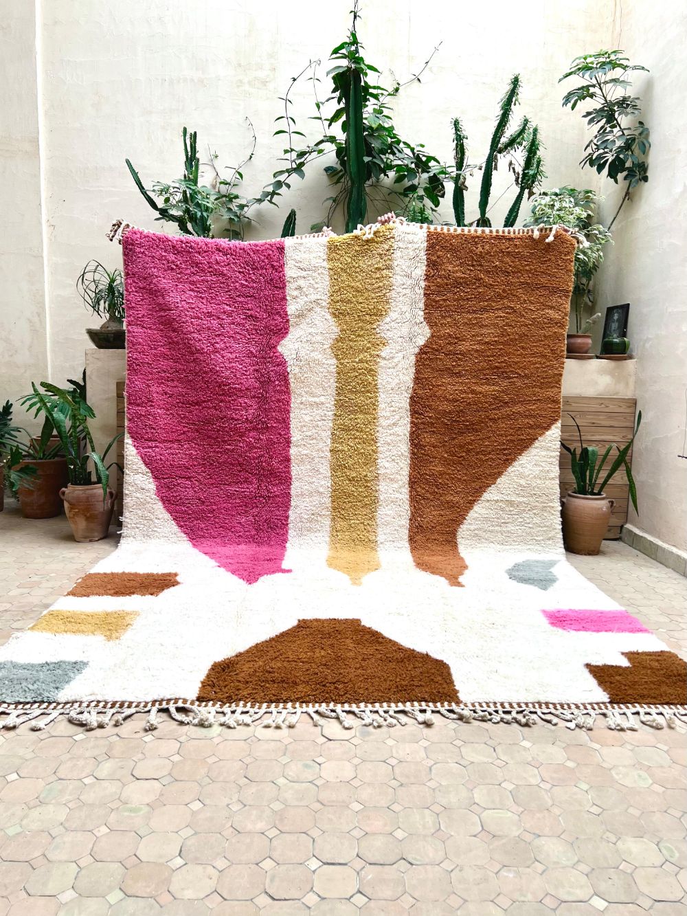 Moroccan Azilal Rug 355x250cm