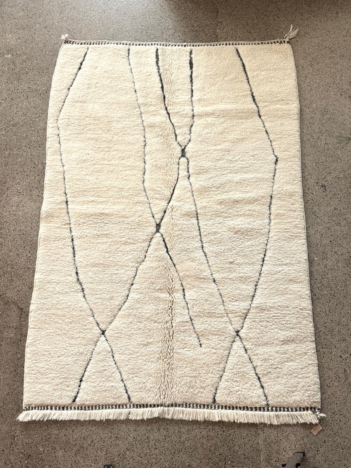 Marokkolainen Mrirt matto 220x155cm
