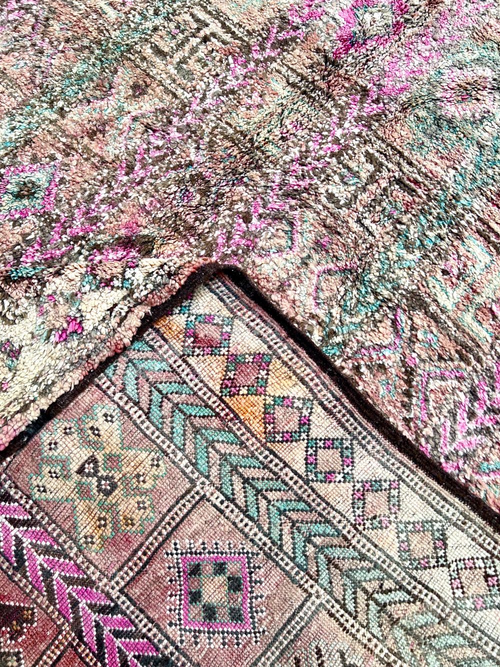Moroccan Vintage Boujaad Rug 405x230cm