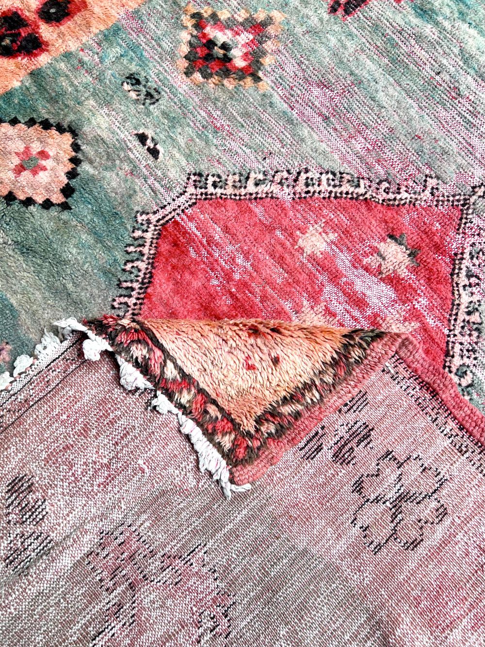 Moroccan Vintage Boujaad Rug 210x190cm