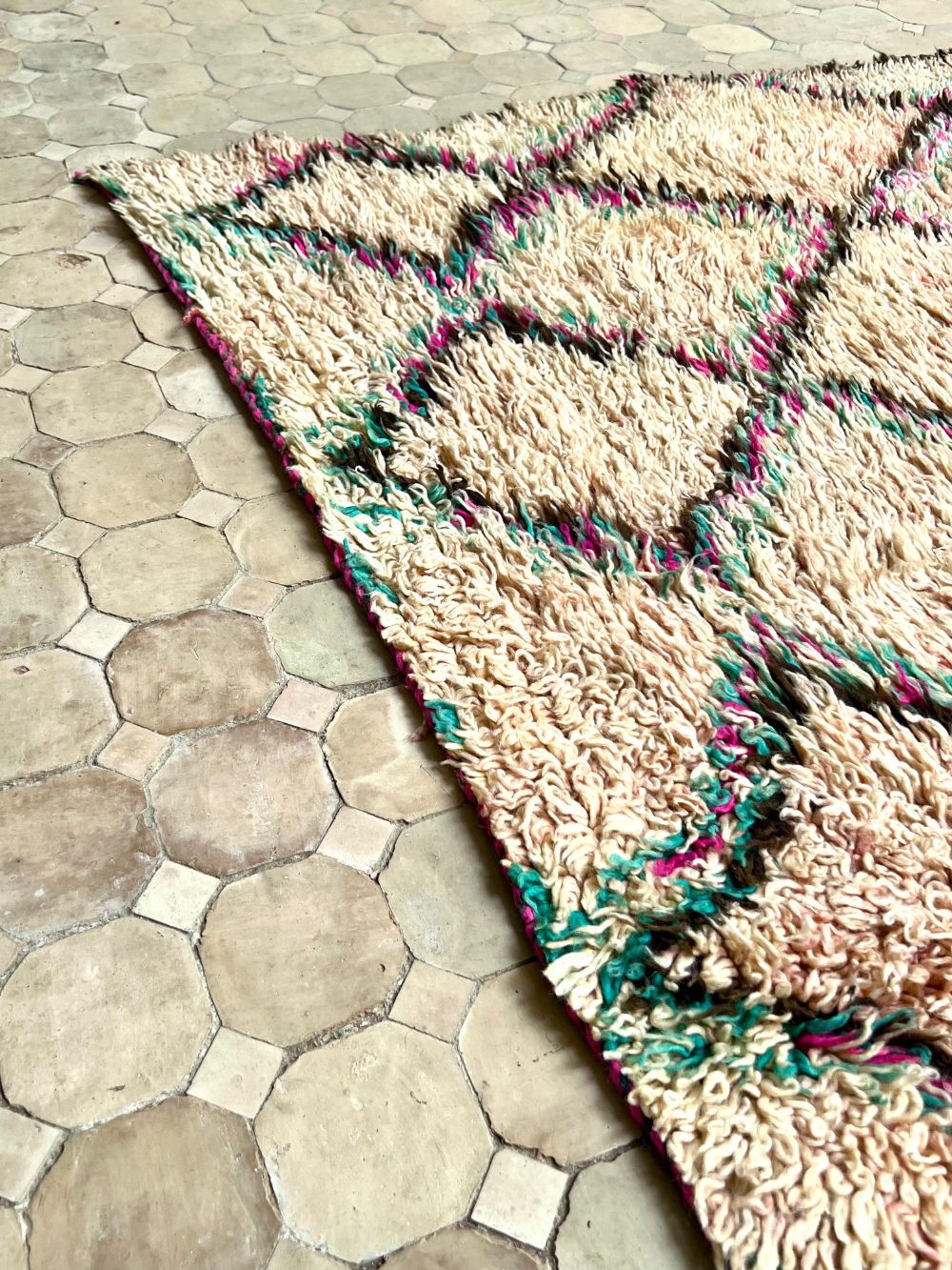 Moroccan Vintage Boujaad Rug 265x190cm