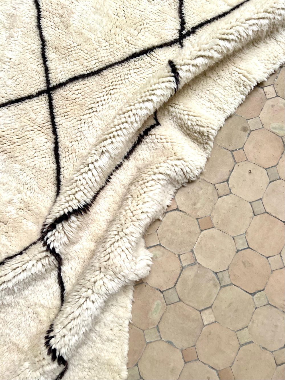 Moroccan Diamond Rug 285x210cm