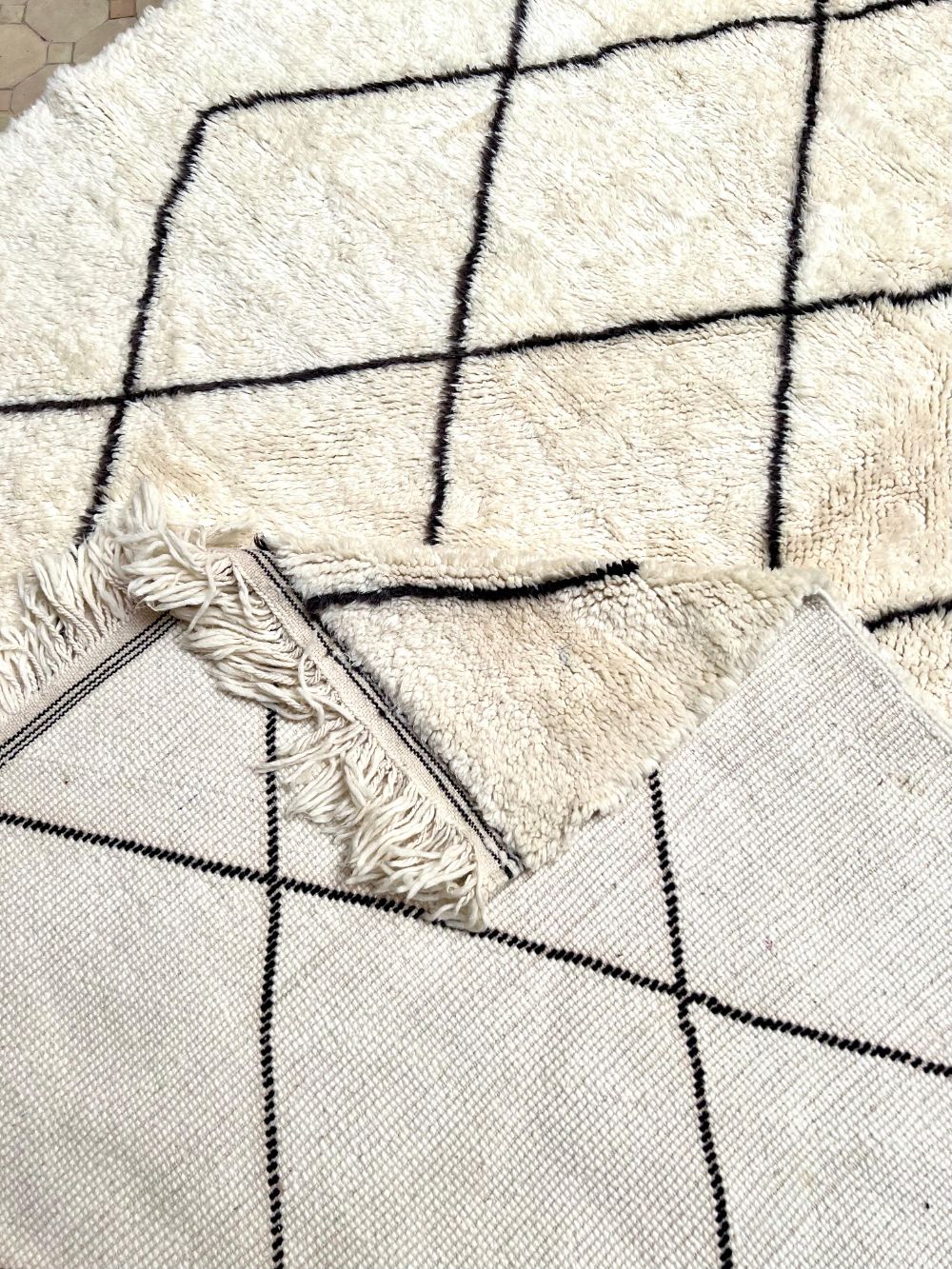 Moroccan Diamond Rug 285x210cm