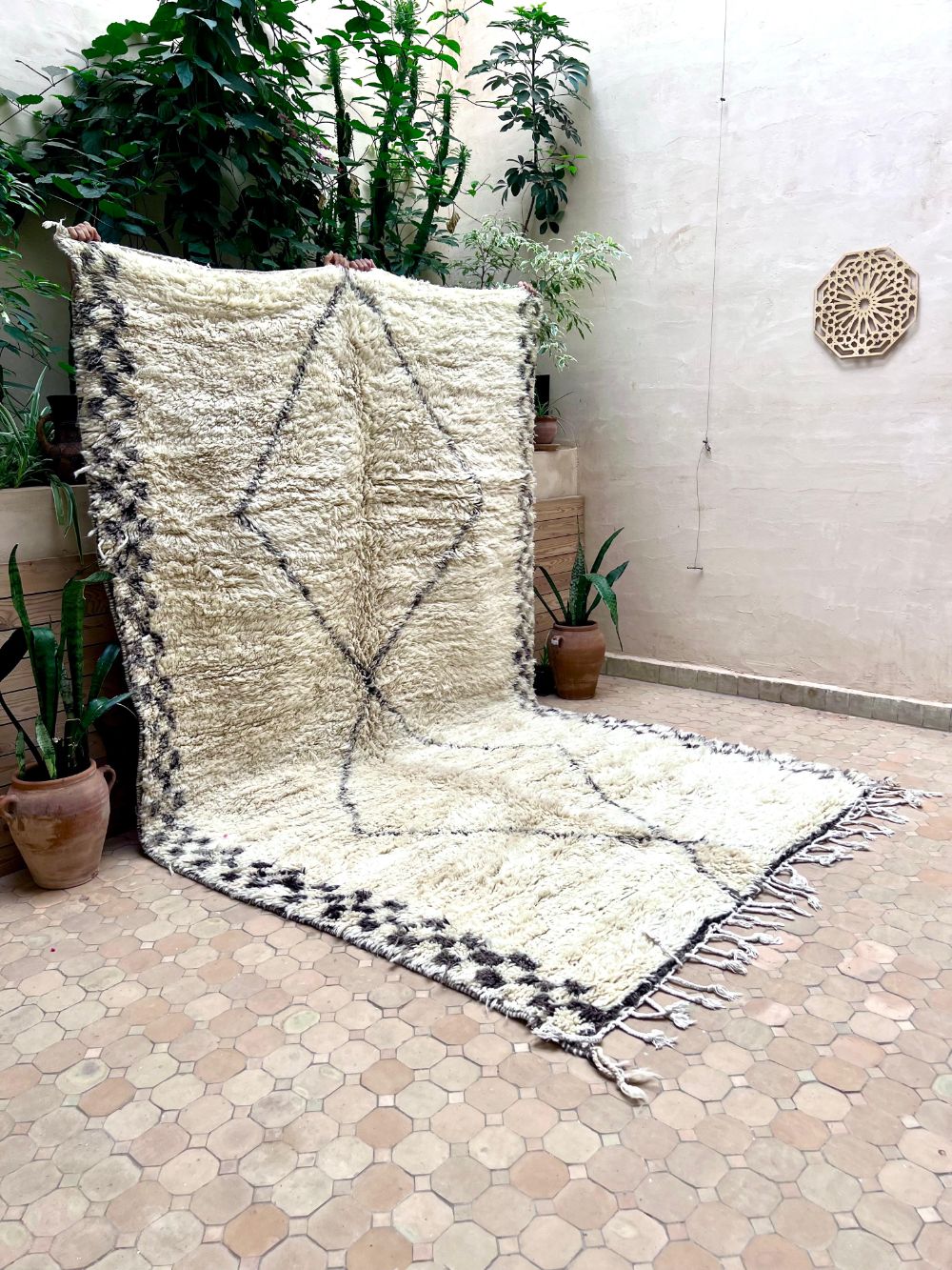 Moroccan Semi vintage Beni Ouarain Rug 325x190cm