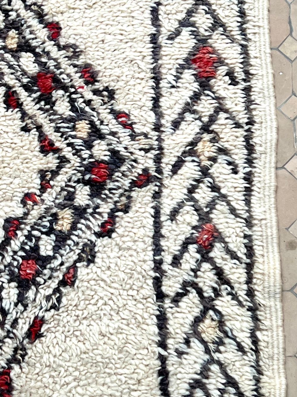 Moroccan Vintage Marmoucha Rug 275x170cm