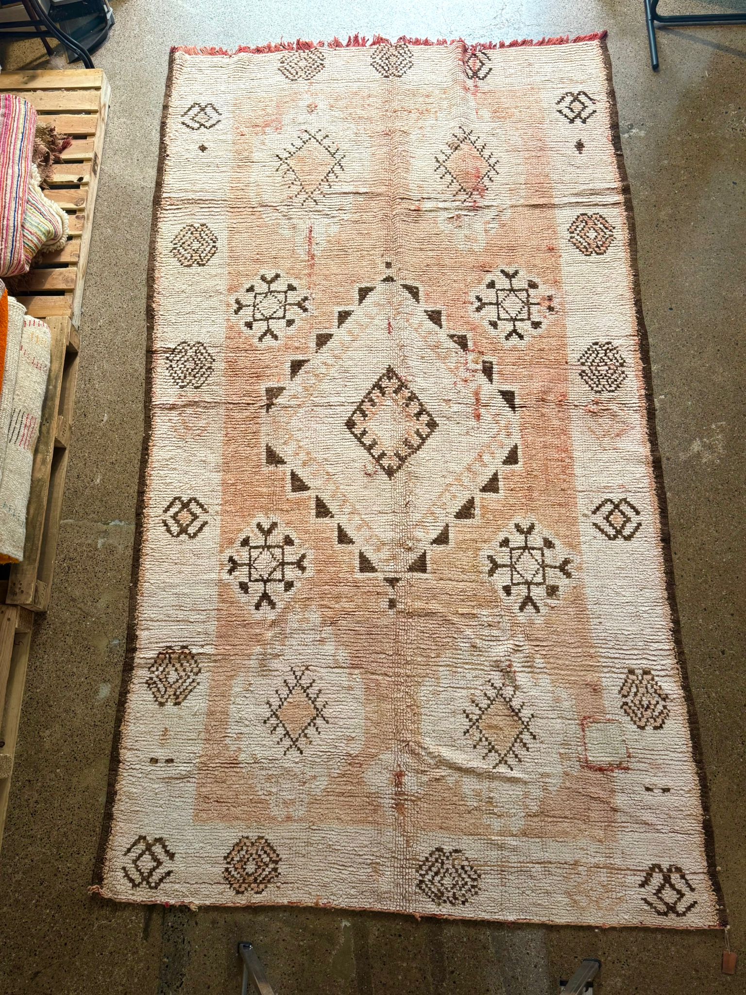 Moroccan Vintage Boujaad Rug 310x175cm