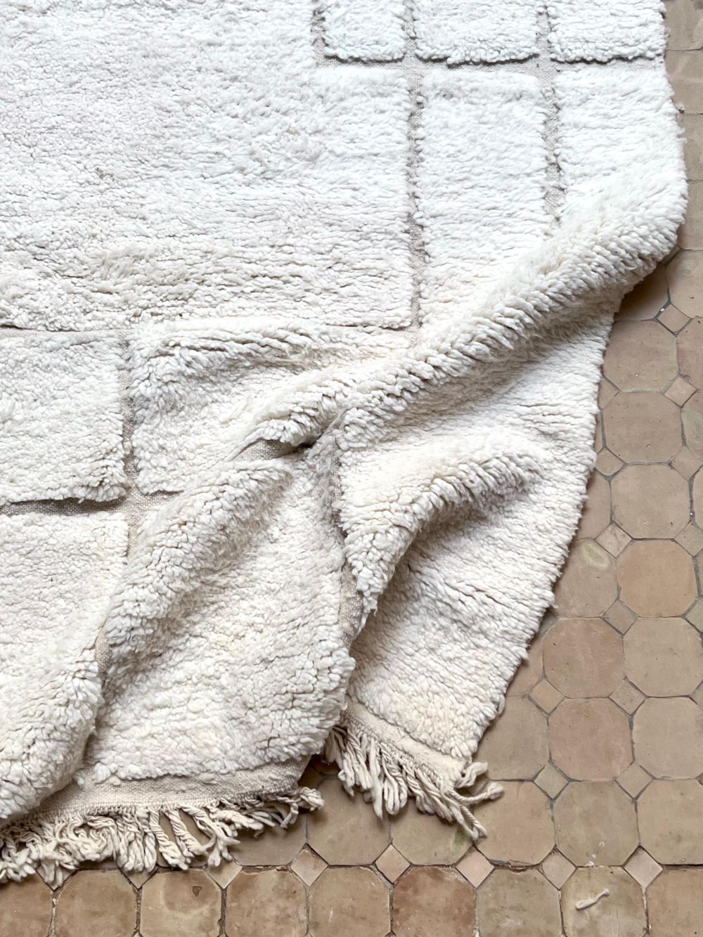Moroccan All White Rug 300x195cm