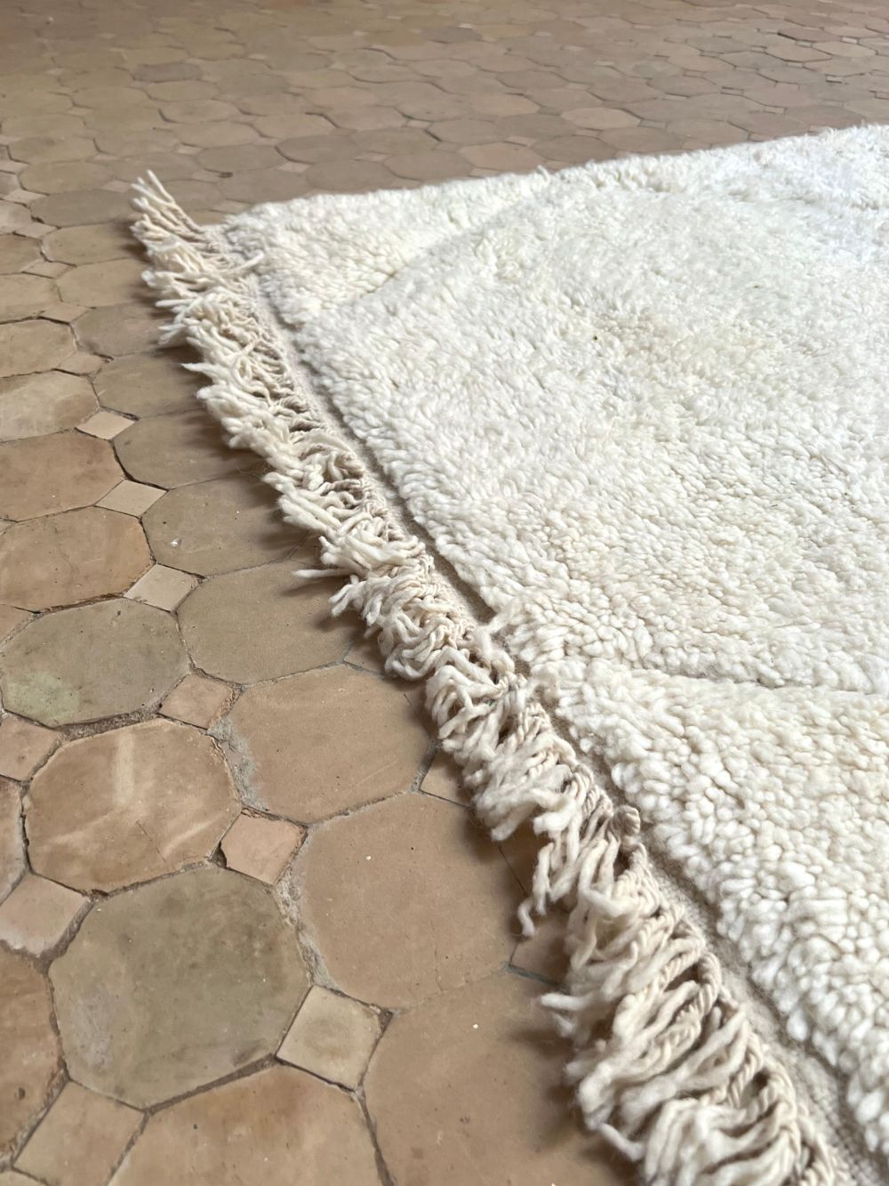 Moroccan All White Rug 295x195cm