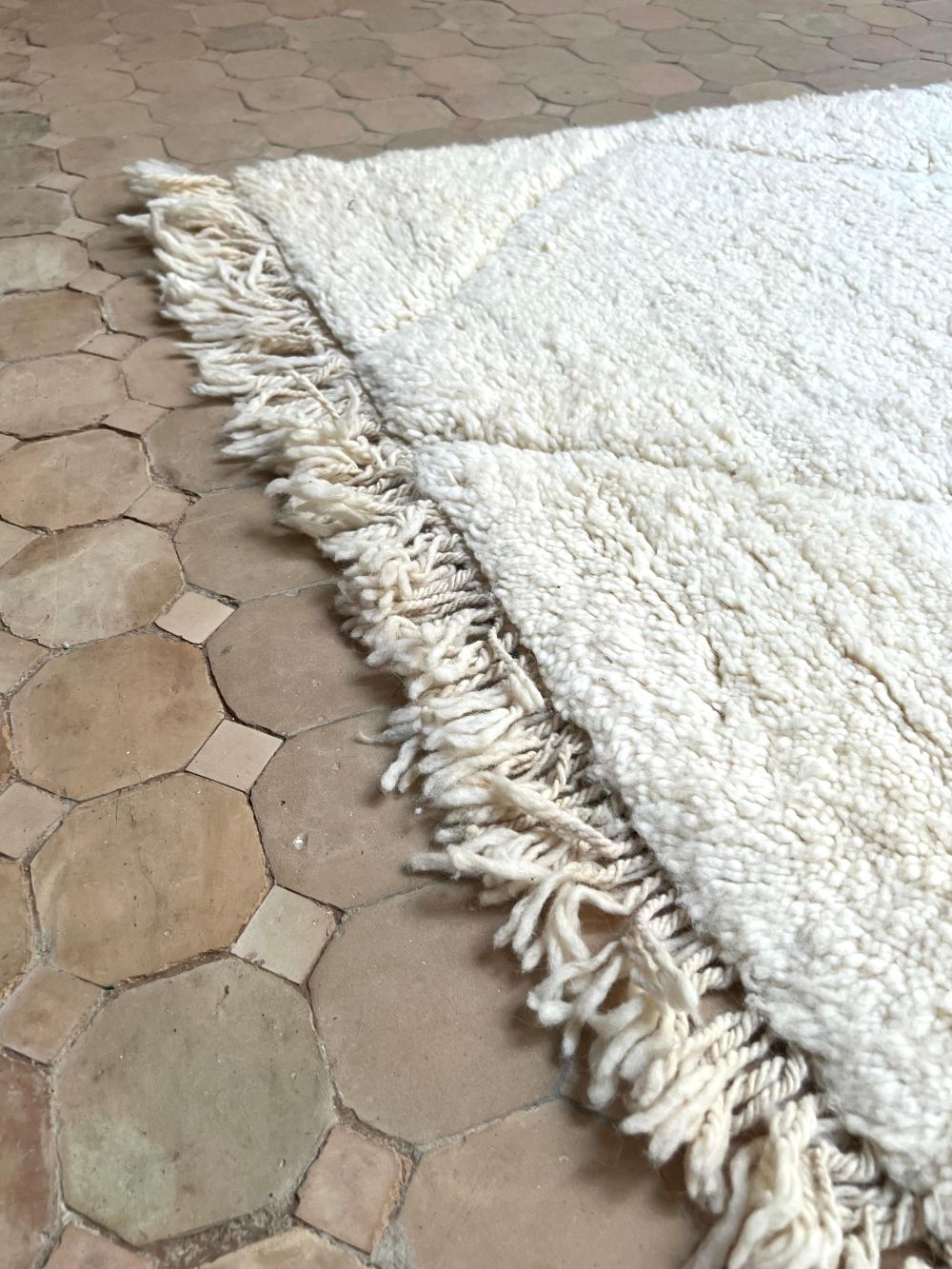 Moroccan All White Rug 300x210cm