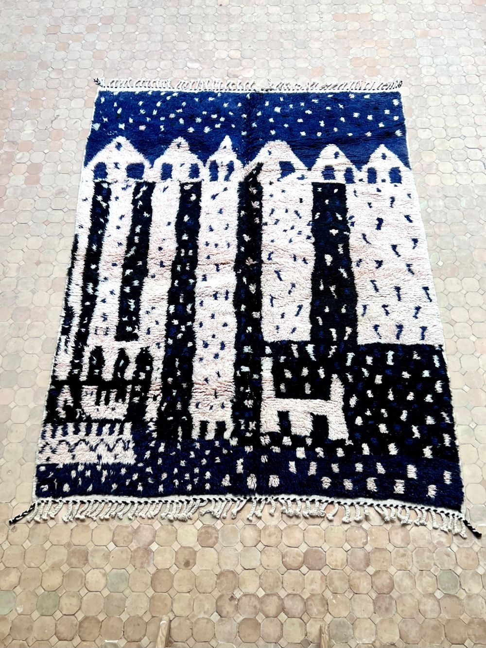 Moroccan Boujaad Rug 285x210cm