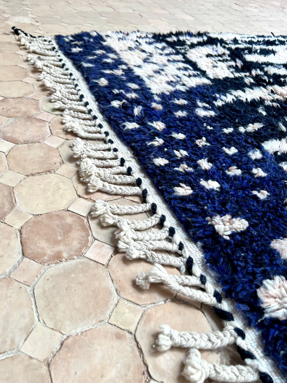 Moroccan Boujaad Rug 285x210cm