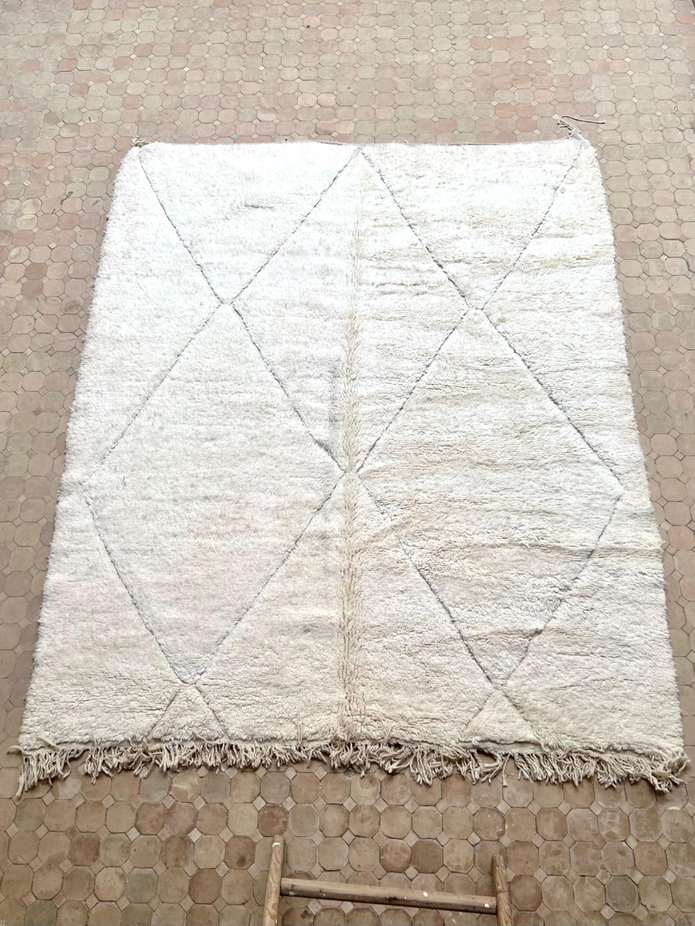 Moroccan All White Rug 280x225cm