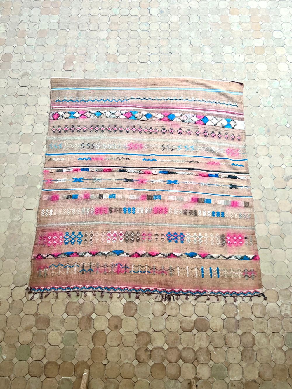 Moroccan Flatweave Rug 190x165cm